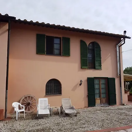 Agriturismo Podere Travalda Pontedera Esterno foto