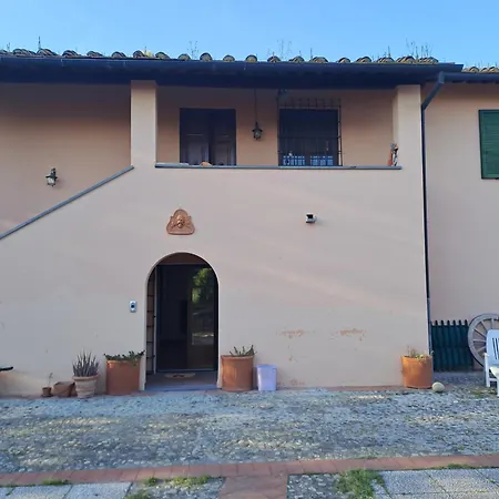 Agriturismo Podere Travalda Pontedera Esterno foto